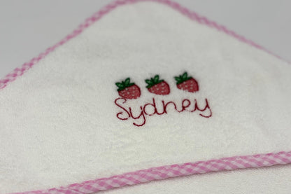 Strawberry Gingham Terry Cloth Bath Towel